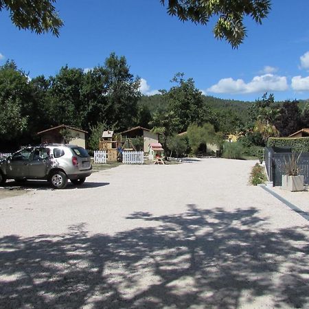 Les Chalets Du Verger Des Ascarines Corneilla-de-Conflent Zewnętrze zdjęcie