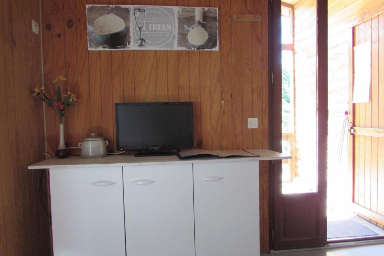 Les Chalets Du Verger Des Ascarines Corneilla-de-Conflent Zewnętrze zdjęcie