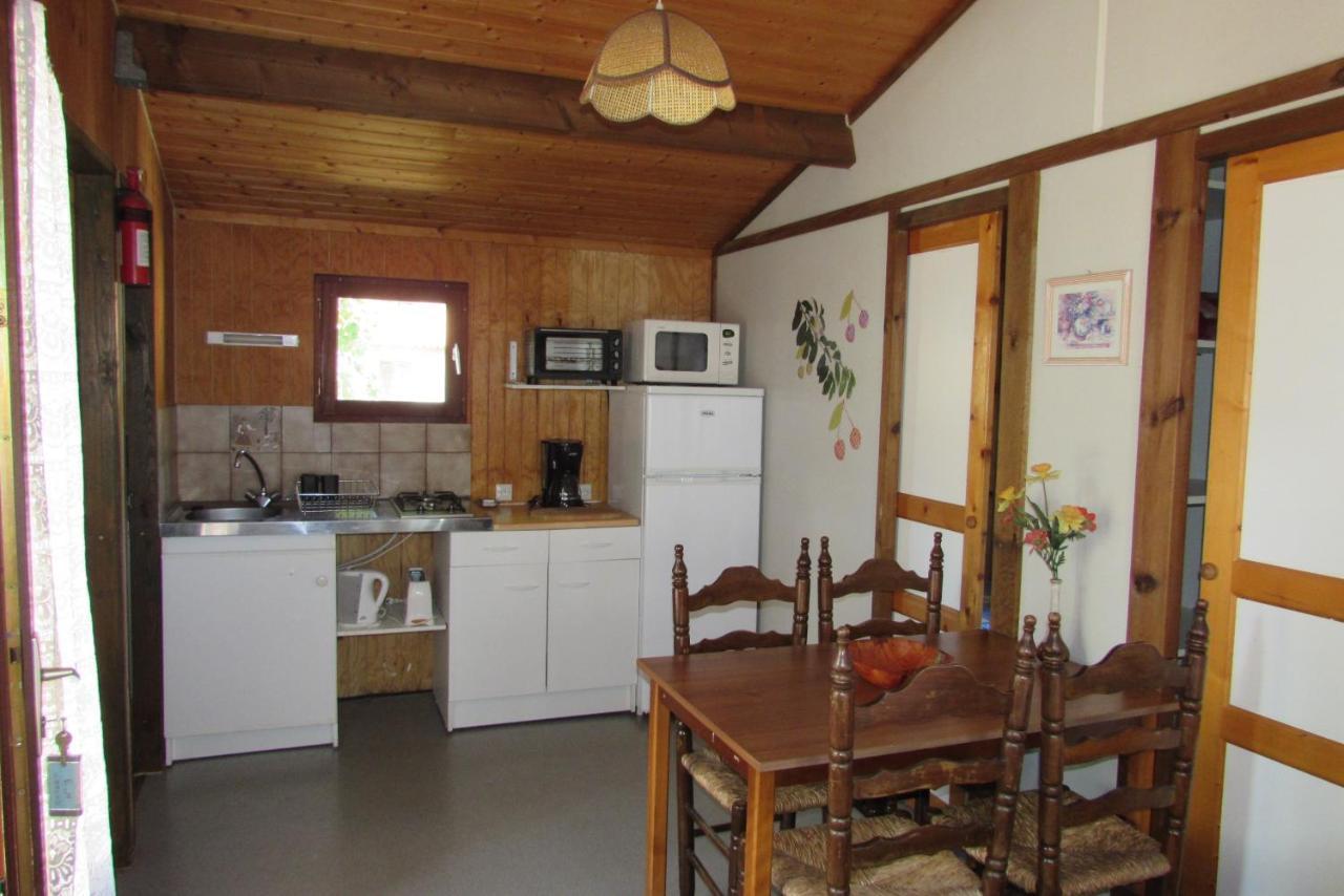 Les Chalets Du Verger Des Ascarines Corneilla-de-Conflent Zewnętrze zdjęcie
